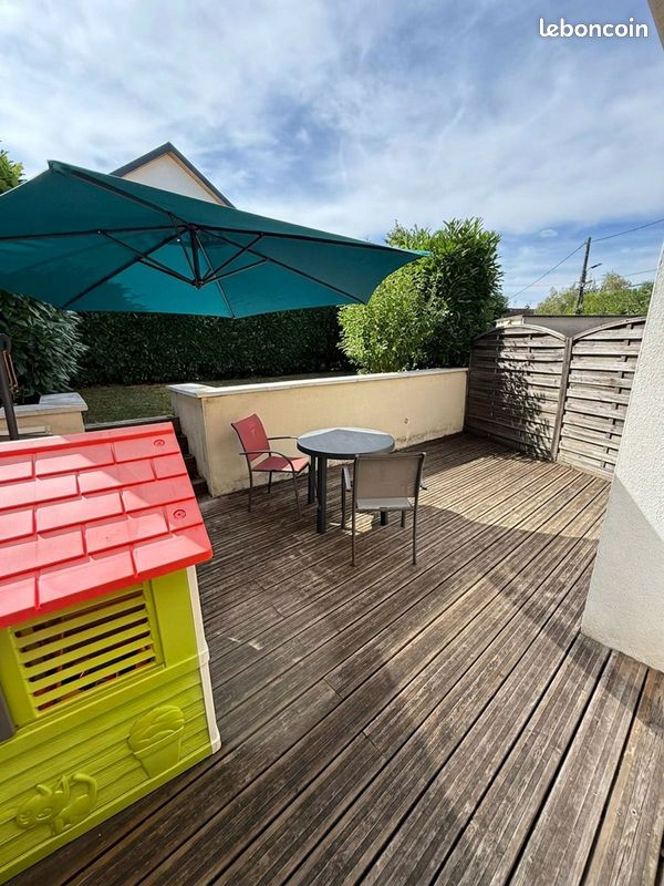 Maison 3 pièces 76 m² · à Dole · 76 m² · 180 000 €