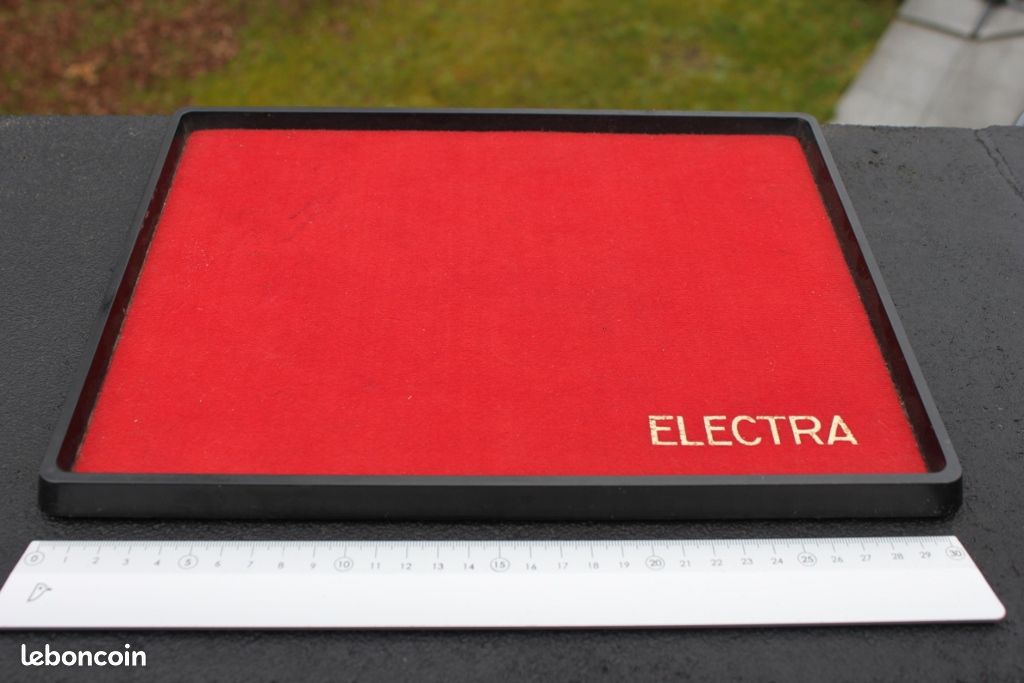 Montre ancienne ELECTRA Authentique Plateau de présentation de