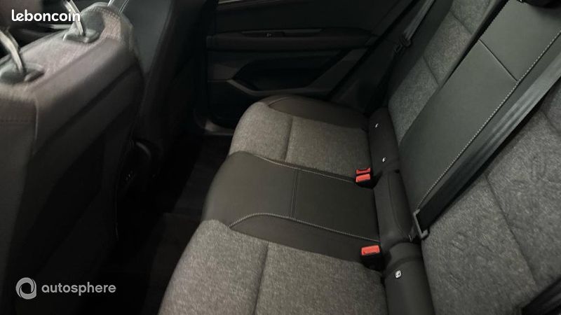 Renault Austral 1.2 E-Tech full hybrid 200ch Techno - 25 (image 13)