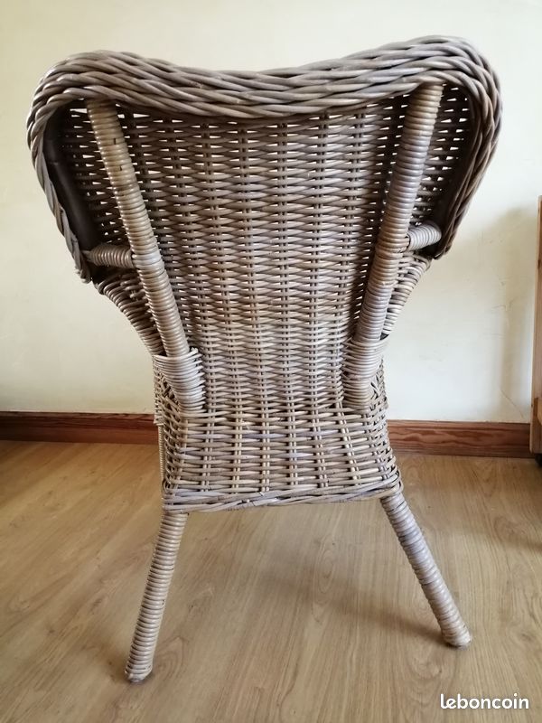 Fauteuil en rotin (image 4)