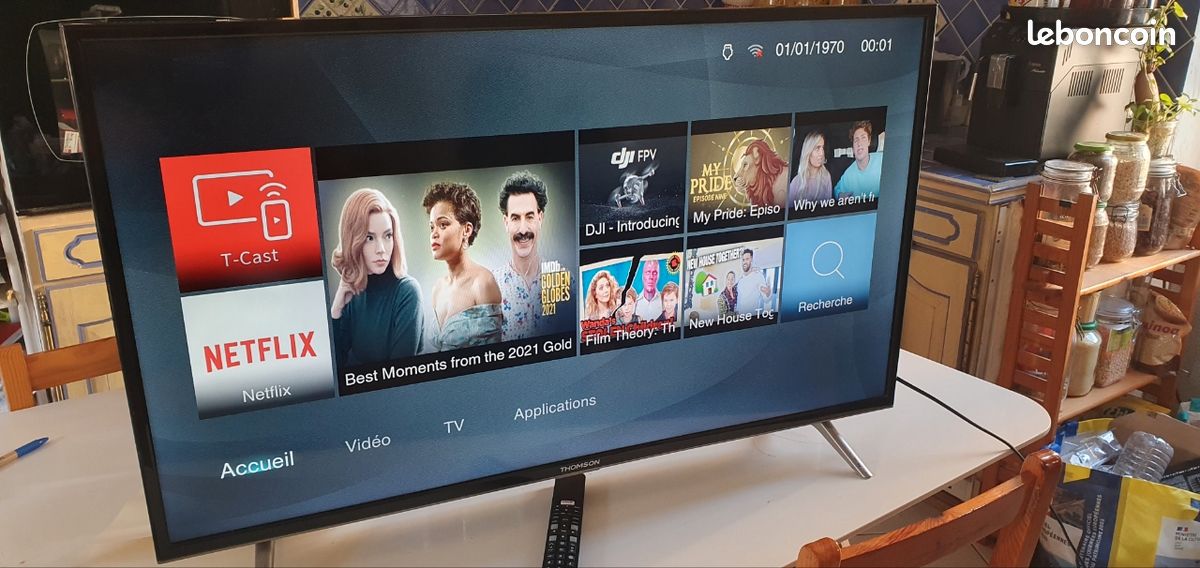 Ecran plat thomson full HD
Telecommande
Hdmi
Prise satellite (image 1)