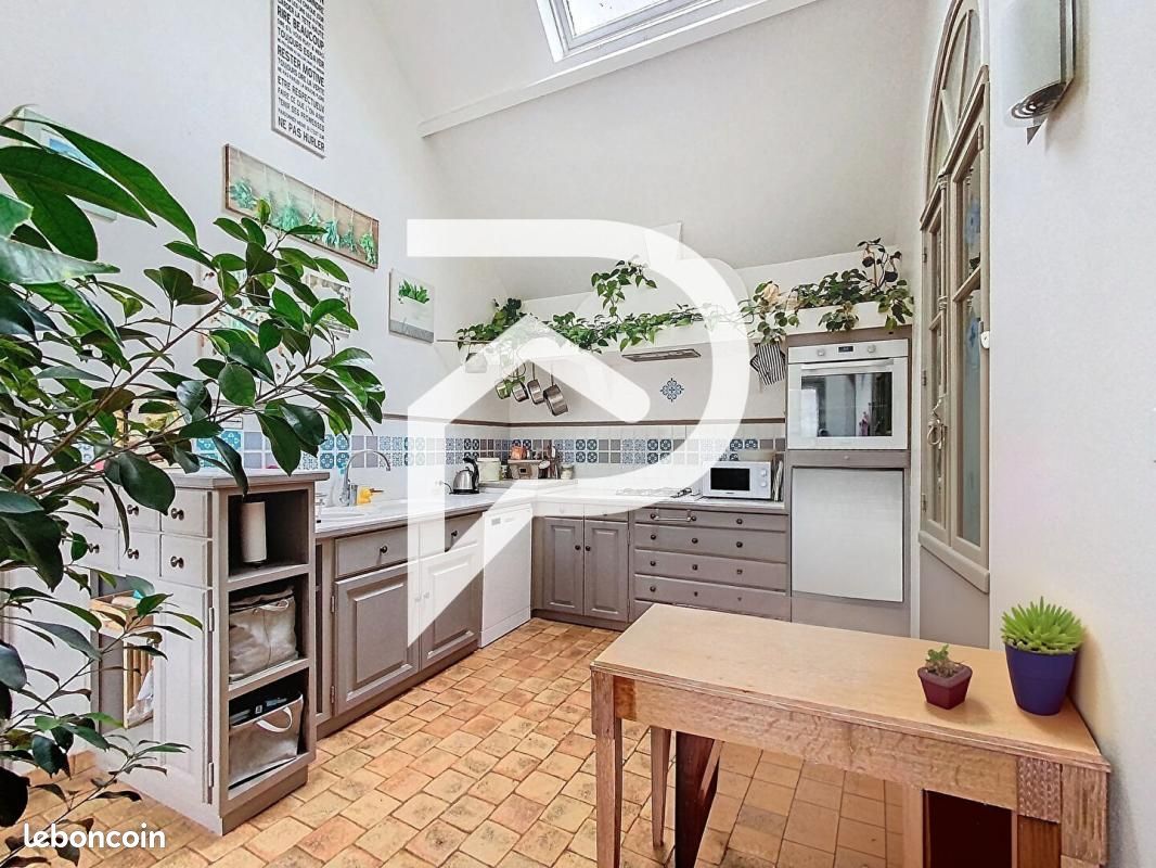 Maison 6 pièces 133 m² · à Laons · 133 m² · 293 000 €
