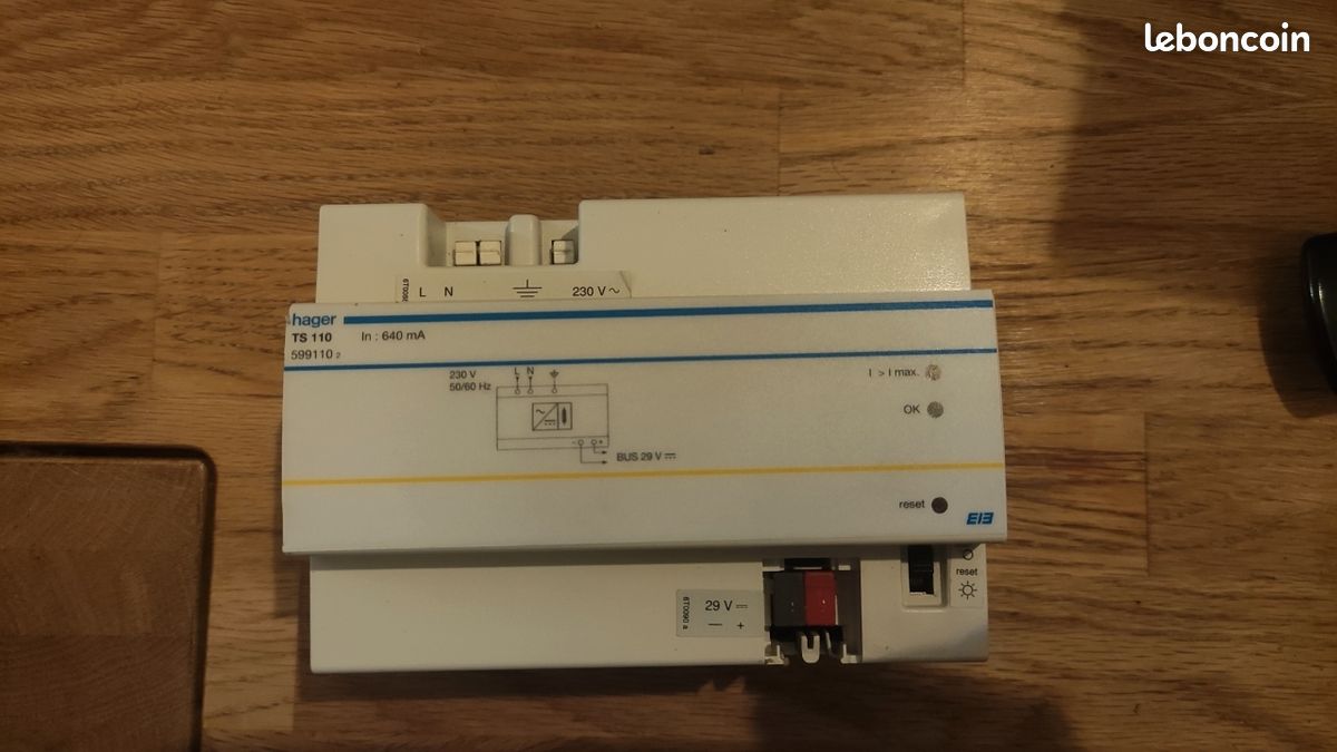 Alim. Bus 30V TBTS 640 mA - TEBIS HAGER TXA112