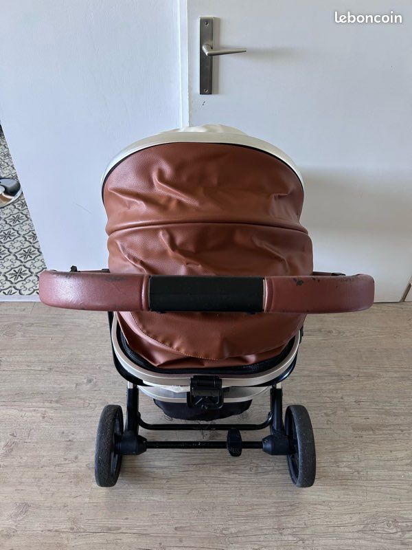 Poussette pour bébé marron (image 4)