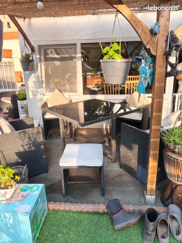 Table extérieur (image 5)