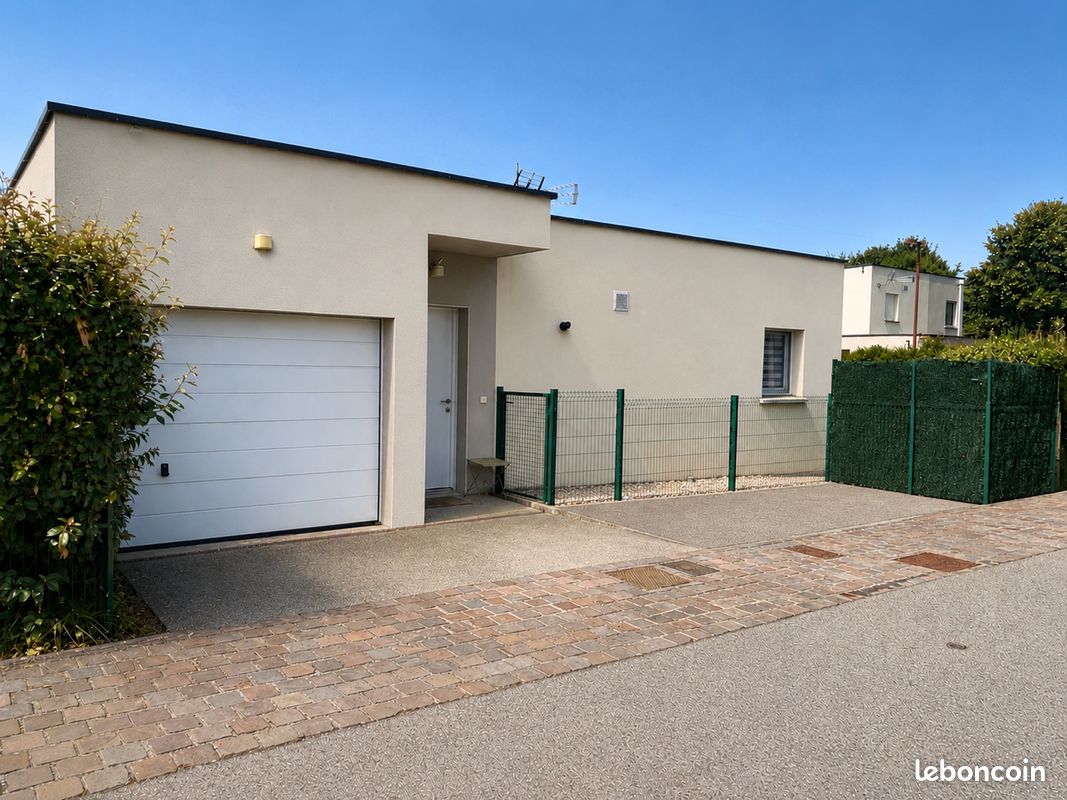 Maison 3 pièces 75 m² · à Ruy-Montceau · 75 m² · 289 000 €