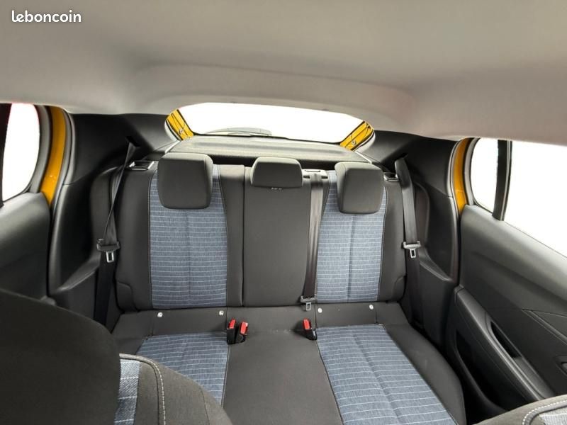 Peugeot 208 1.2 PureTech 75ch S&S Active (image 12)