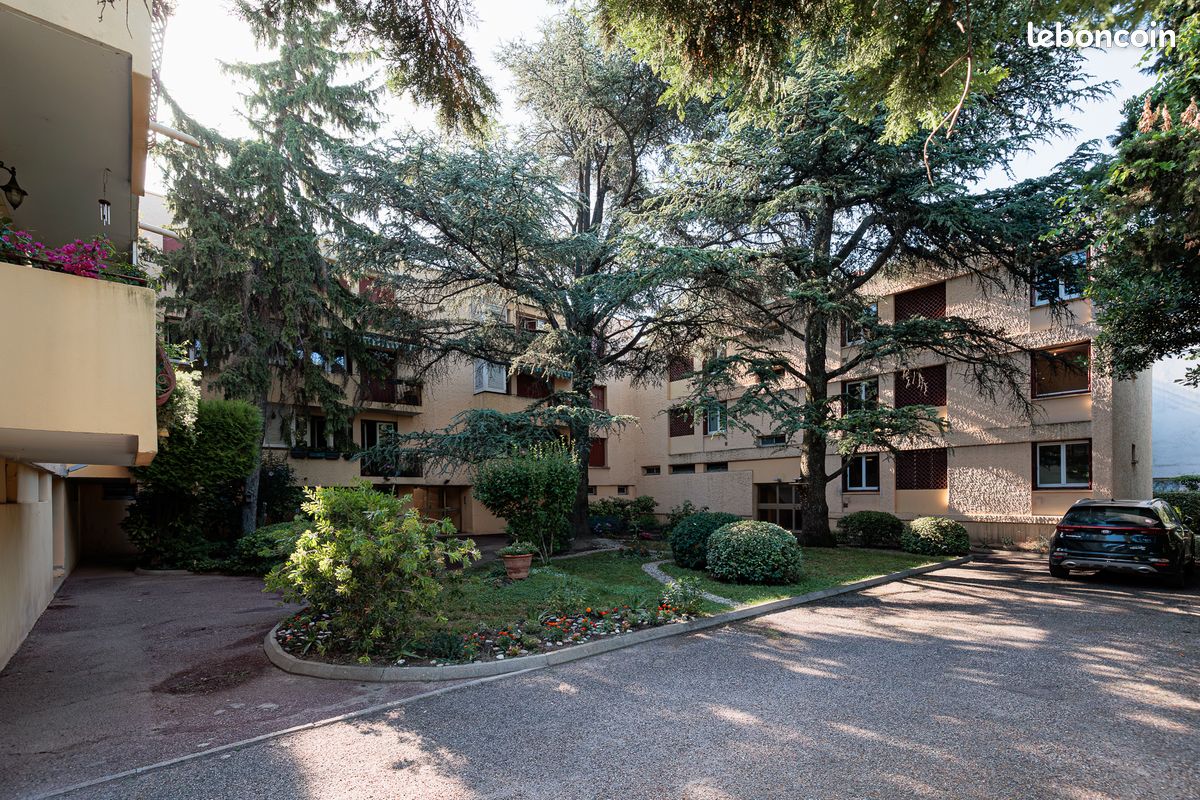Appartement 3 pièces 68 m² · à Avignon · 68 m² · 117 000 €