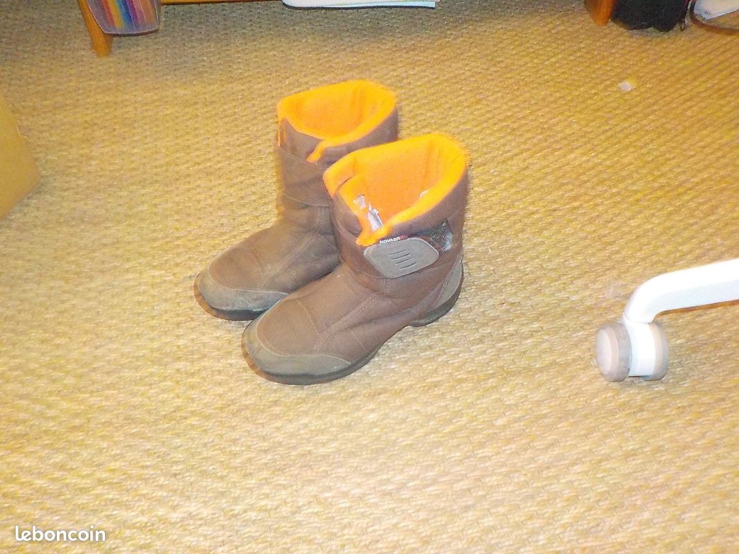 Bottes Après-ski Enfant Pointure 30 et 31/32 (image 1)