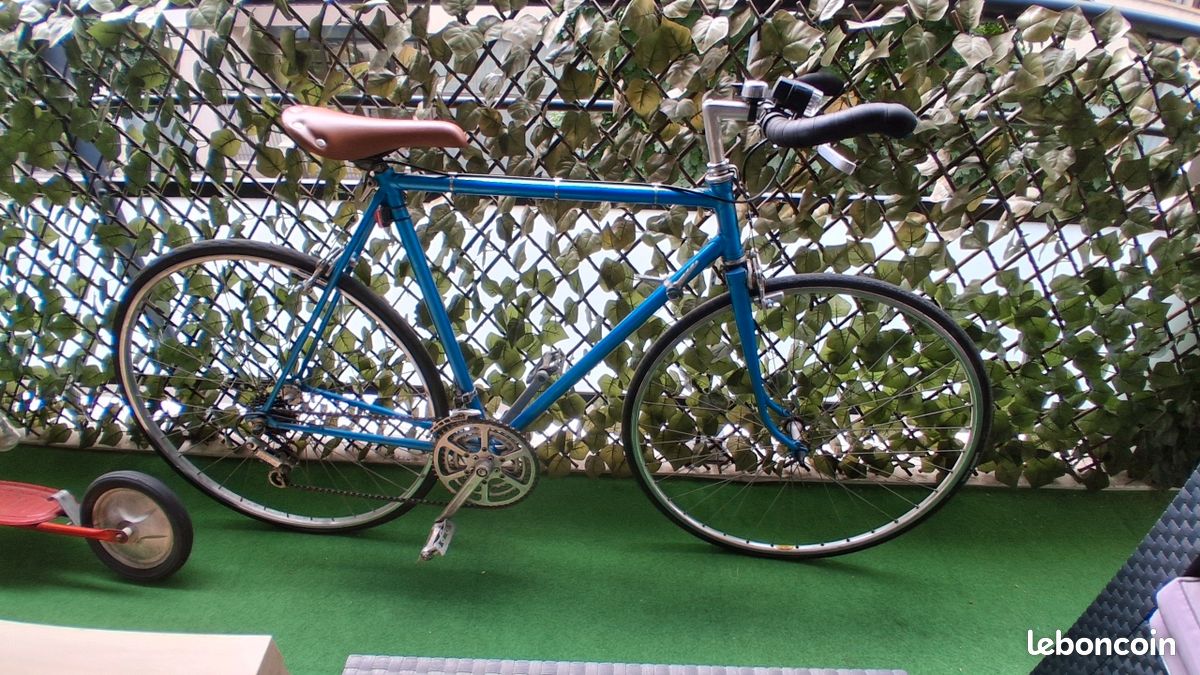 Randonneuse vélo Routens, french vintage bike artisanal