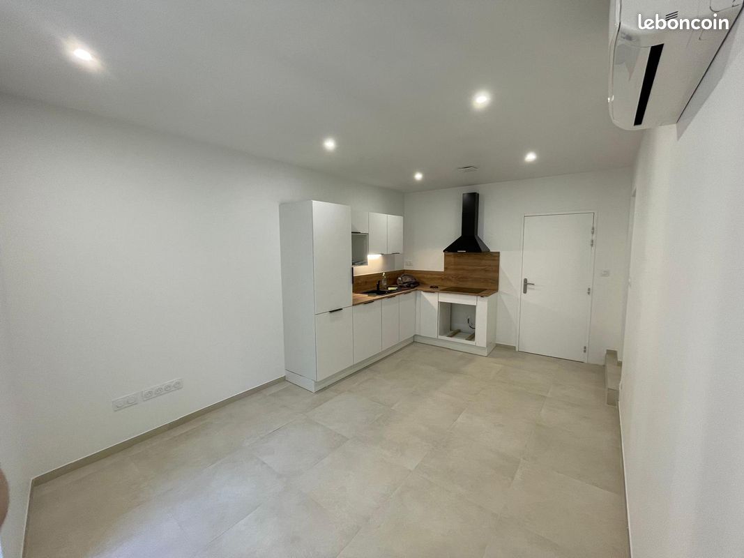 Appartement 3 pièces 47 m² · à Pézenas · 47 m² · 700 €