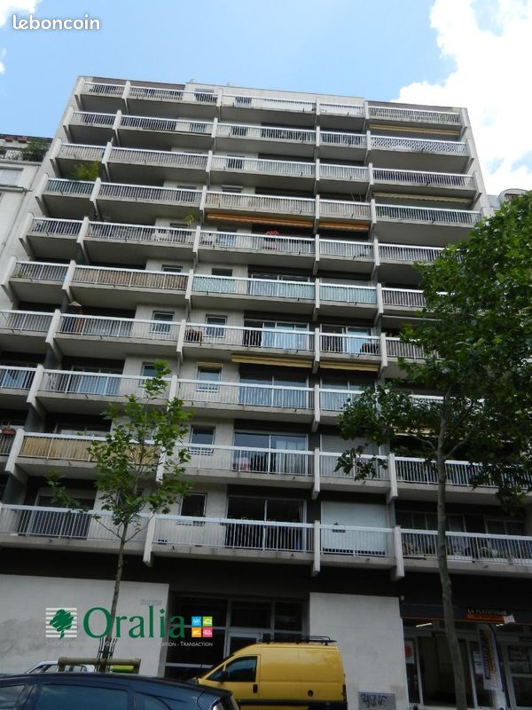 Parking PARIS · 350 €