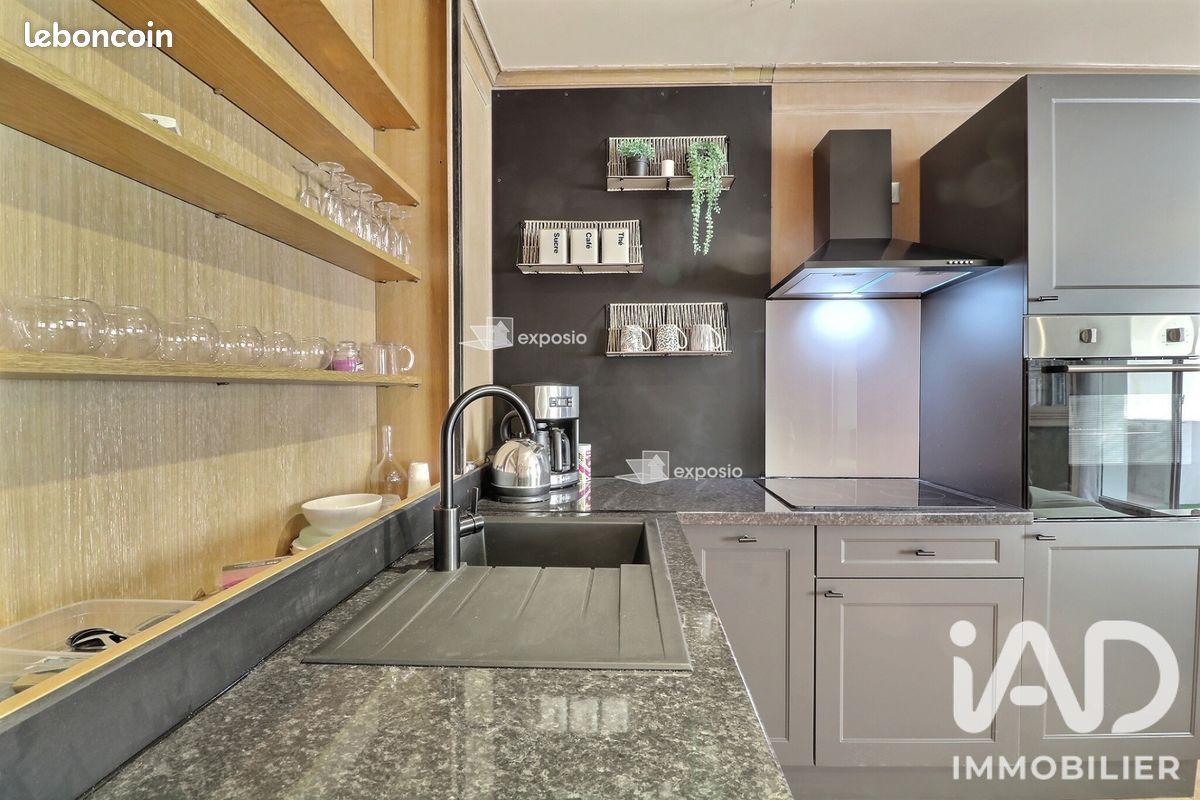 Appartement 3 pièces 100 m² · à Marseille · 100 m² · 320 000 €