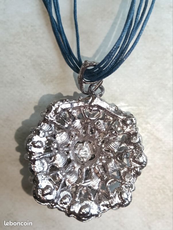 Collier Vintage Perles Boules En Verre Bleu Sur Métal Argenté - Bijou Fantaisie Femme, Occasion