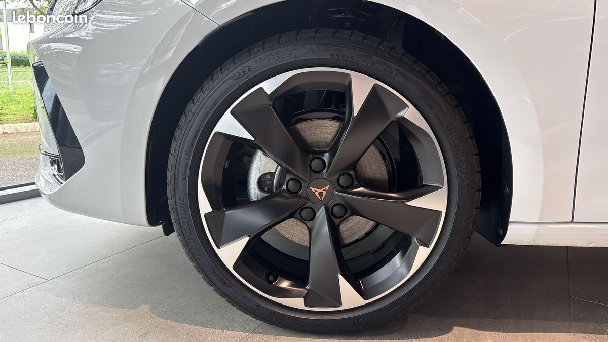 CUPRA Leon Sportstourer 1.5 eTSI Hybrid 150 ch DSG7 V (image 9)
