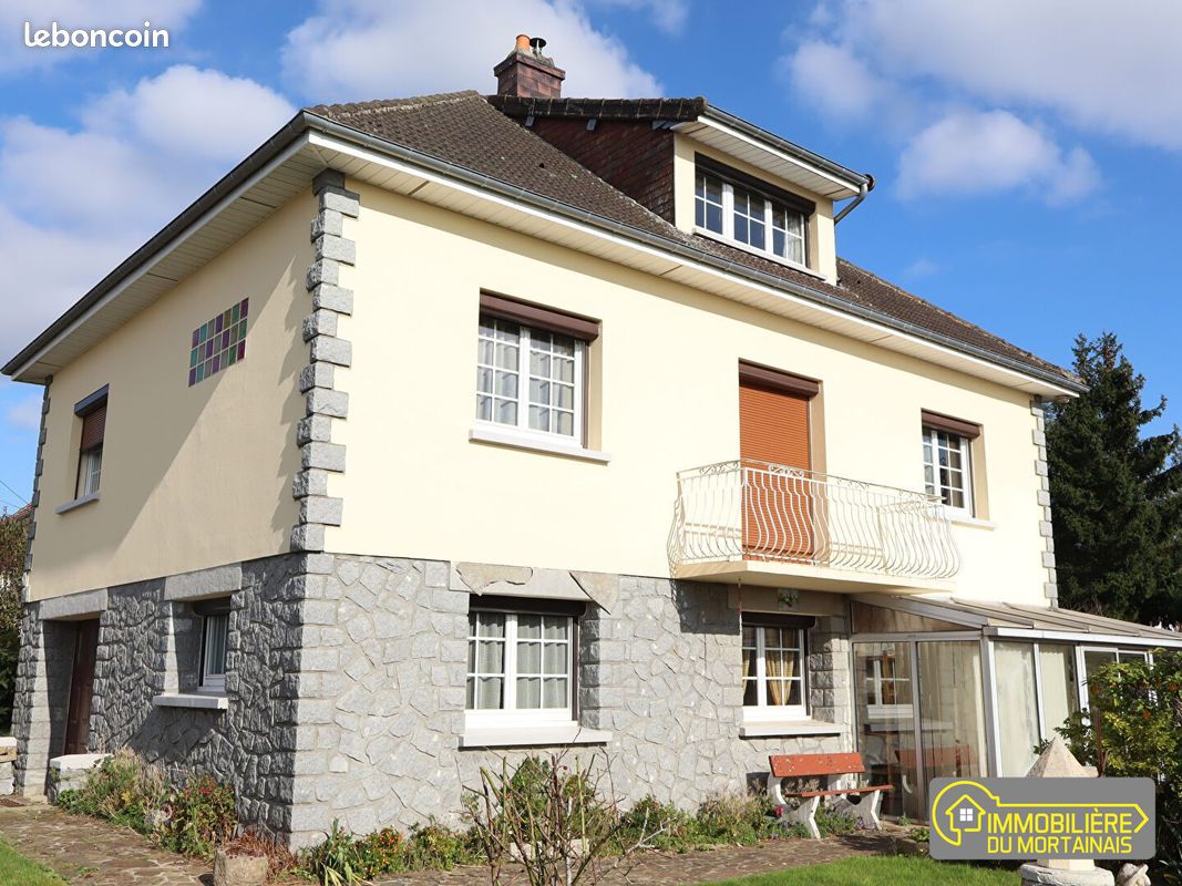 Maison 6 pièces 139 m² · à Sourdeval · 139 m² · 129 000 €
