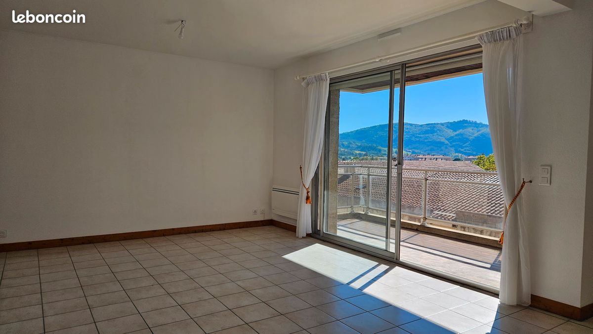Appartement 3 pièces 74 m² · à Sisteron · 74 m² · 875 €/mois