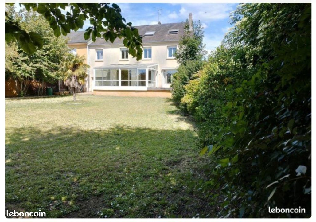 Maison 9 pièces 273 m² · à Fourchambault · 273 m² · 175 000 €