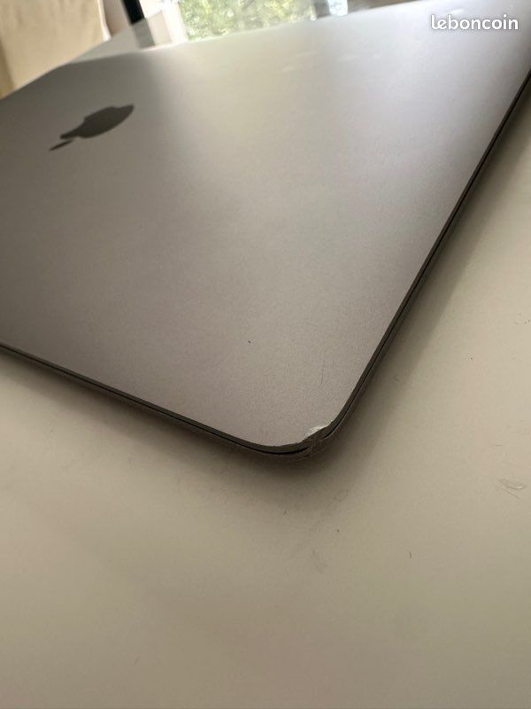 MacBook Air 2019 (image 4)