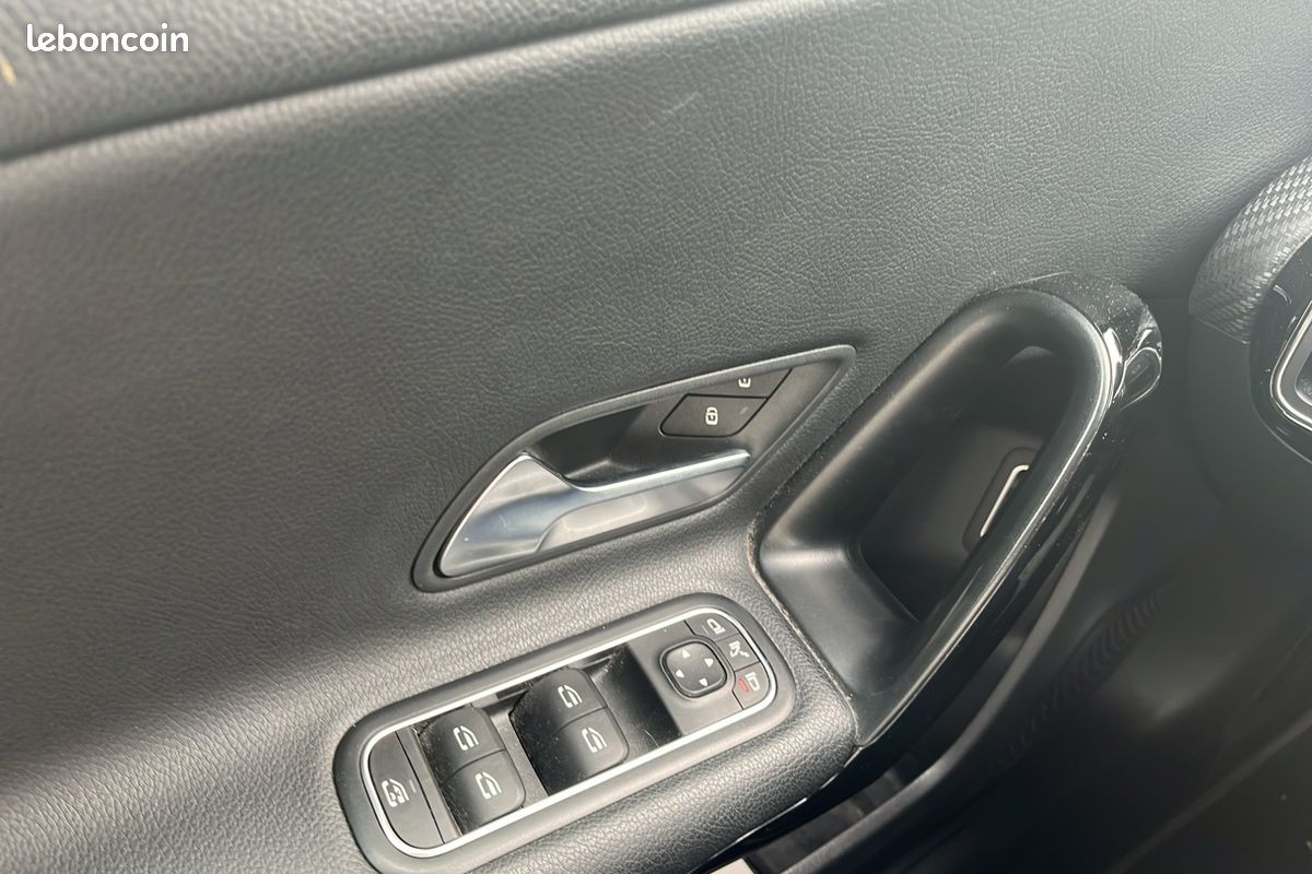 MERCEDES Classe A 180 d 7G-DCT Style Line (image 23)