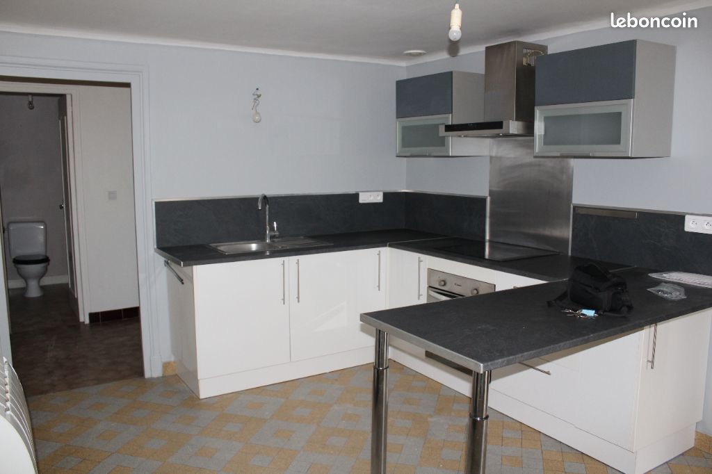 Appartement 3 pièces 72 m² · à Fleys · 72 m² · 538 €/mois