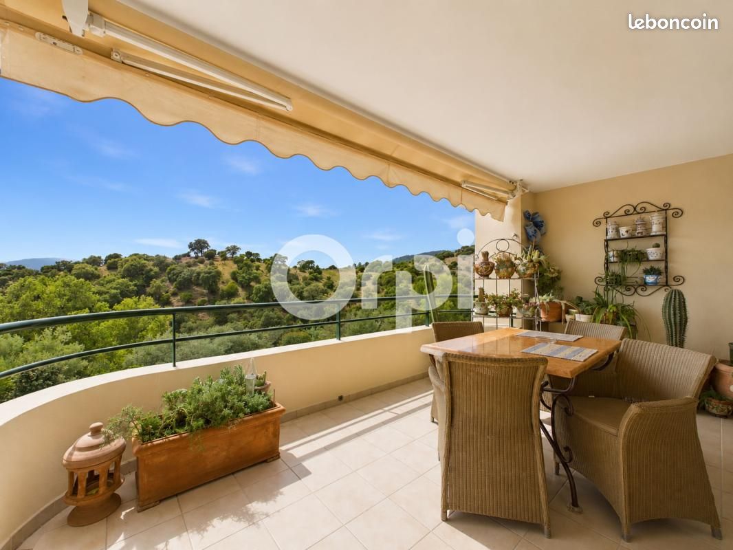 Appartement 3 pièces 80 m² · à Mandelieu-la-Napoule · 80 m² · 560 000 €