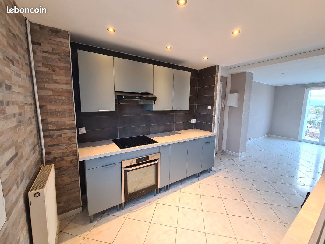 Appartement a louer romans-sur-isere - 3 pièce(s) - 58 m2 - Surfyn