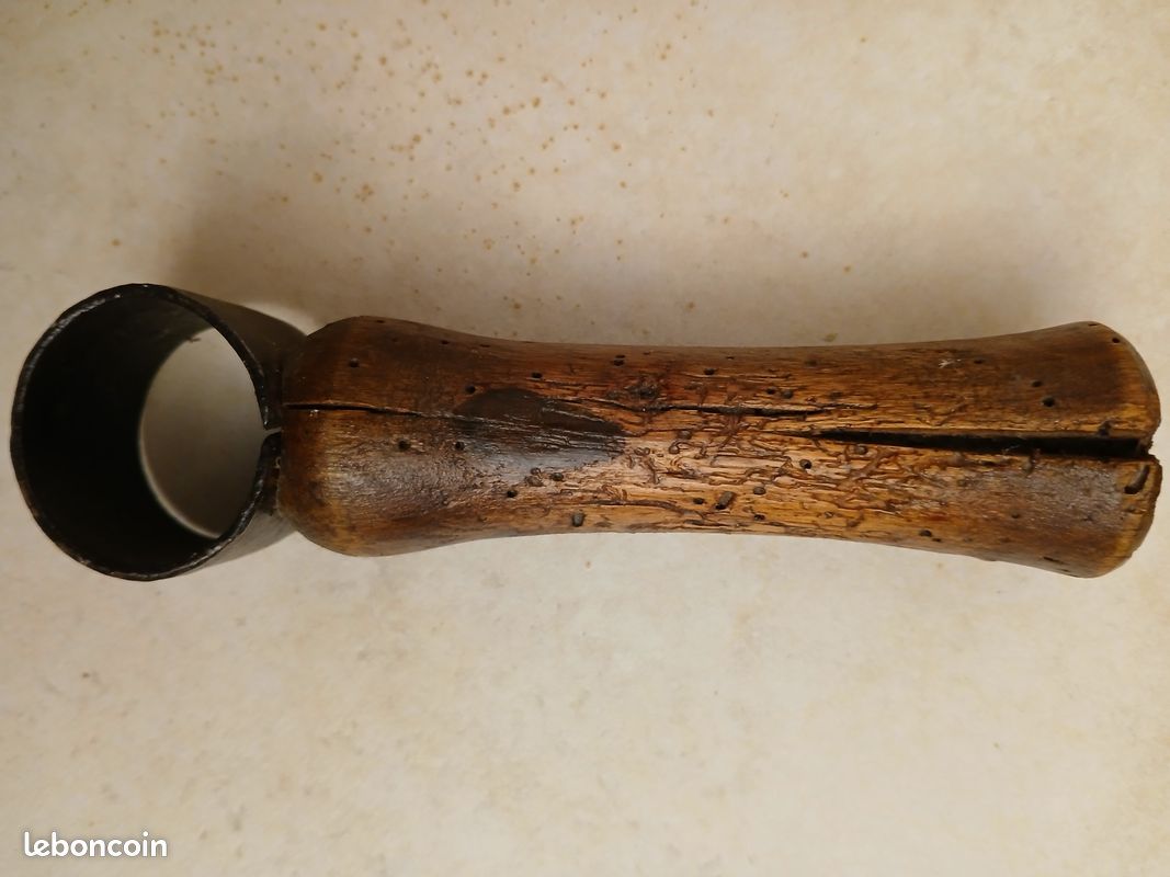 Vieux Marteau De Tonnelier, Outil Ancien En Fer Et Bois Pour Collection