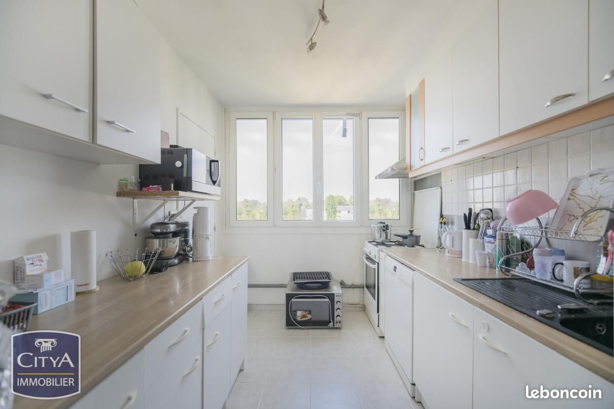 Appartement 4 pièces 84 m² · à Saint-Jean-le-Blanc · 84 m² · 140 000 €
