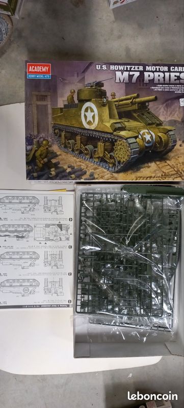 Maquette de Char en plastique M7 Priest 105 mm 1/35