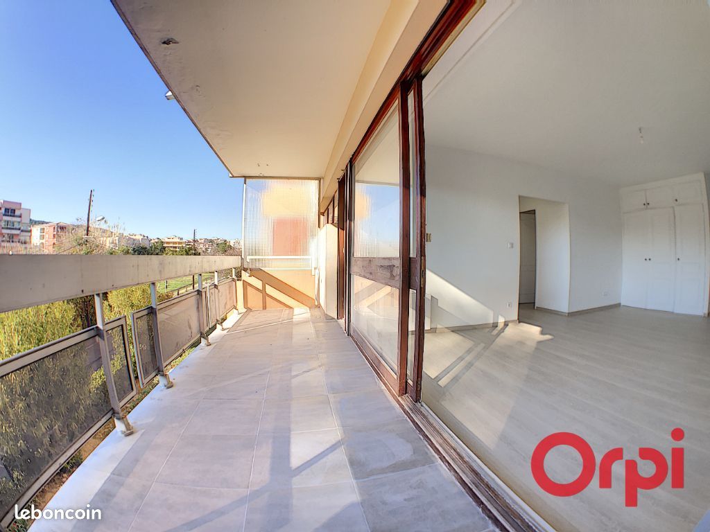 Appartement 3 pièces 76 m² · à Sainte-Maxime · 75,7 m² · 1 780 €/mois