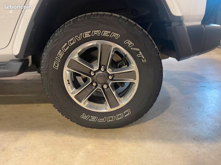 Jeep Wrangler LJ UNLIMITED 2.2 MULTIJET 200 ch SAHARA Command-Track (image 23)