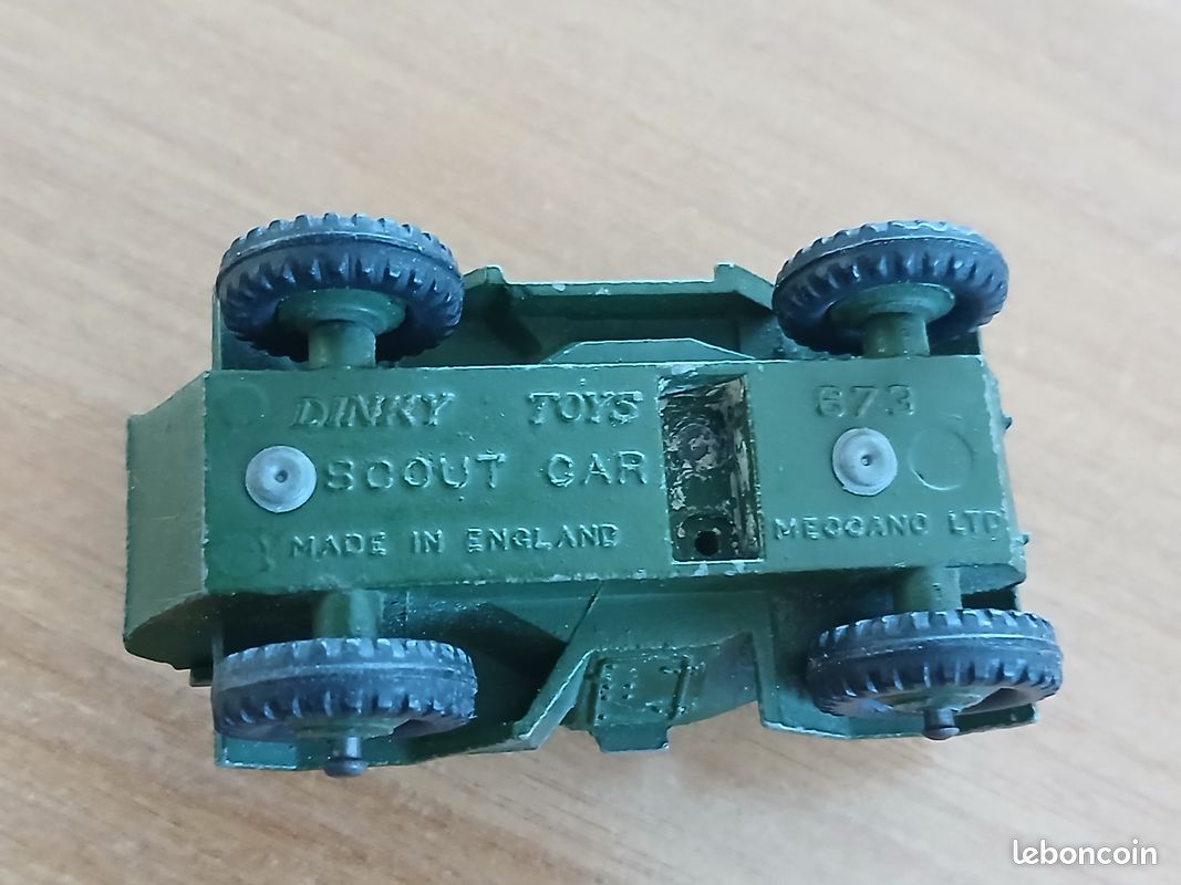 Véritable Dinky Toys England Scoot Car Ref 673 - Collection