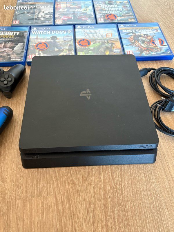 🎮 PS4 Slim + 2 manettes + 7 jeux – Très bon état (image 2)