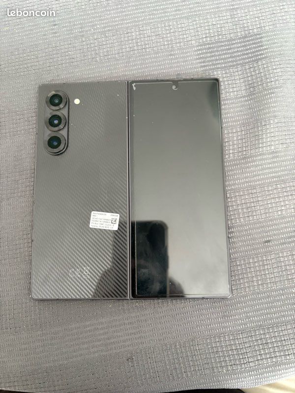 Samsung Zfold6 (image 2)