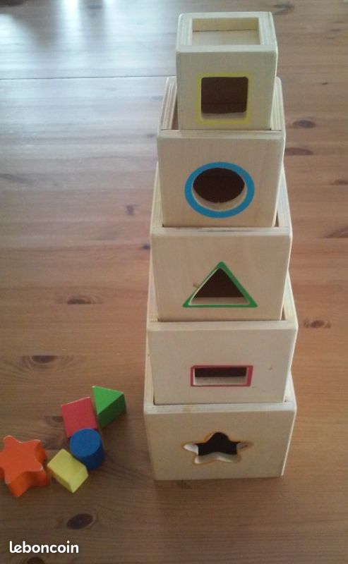 Jeu - cube à empiler en bois (image 4)