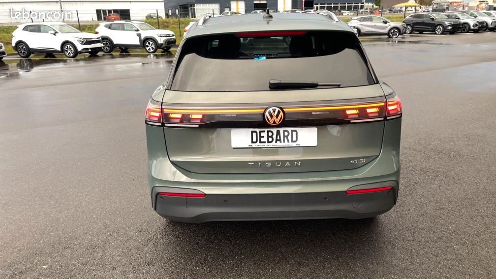 Volkswagen TIGUAN 1.5 ETSI 150CH LIFE PLUS DSG7 (image 9)