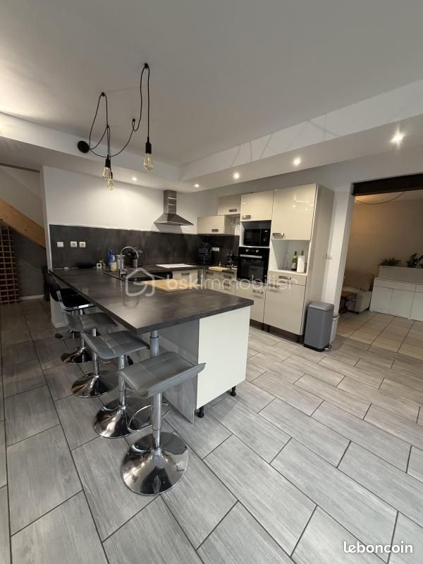 Maison 7 pièces 147 m² · à Valence · 147 m² · 245 000 €