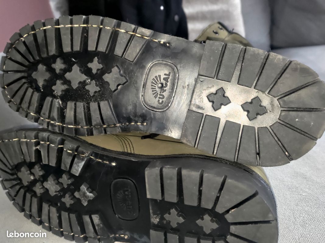 Chaussure sécurité taille 44 (image 2)