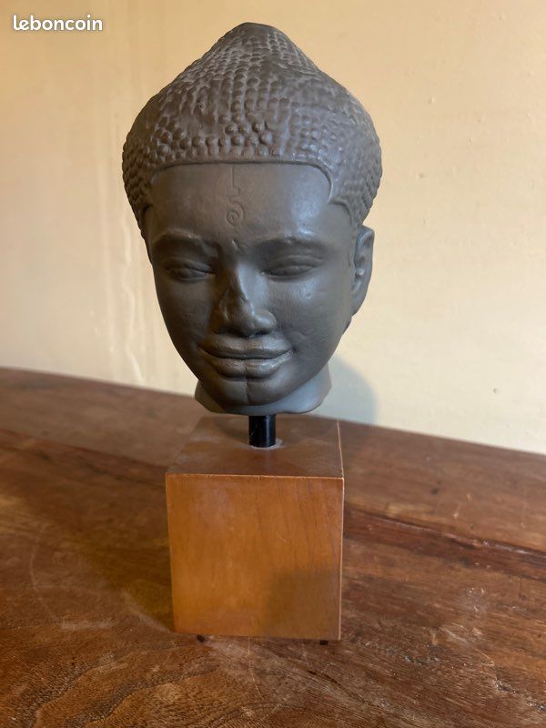 Tête de bouddha (image 1)