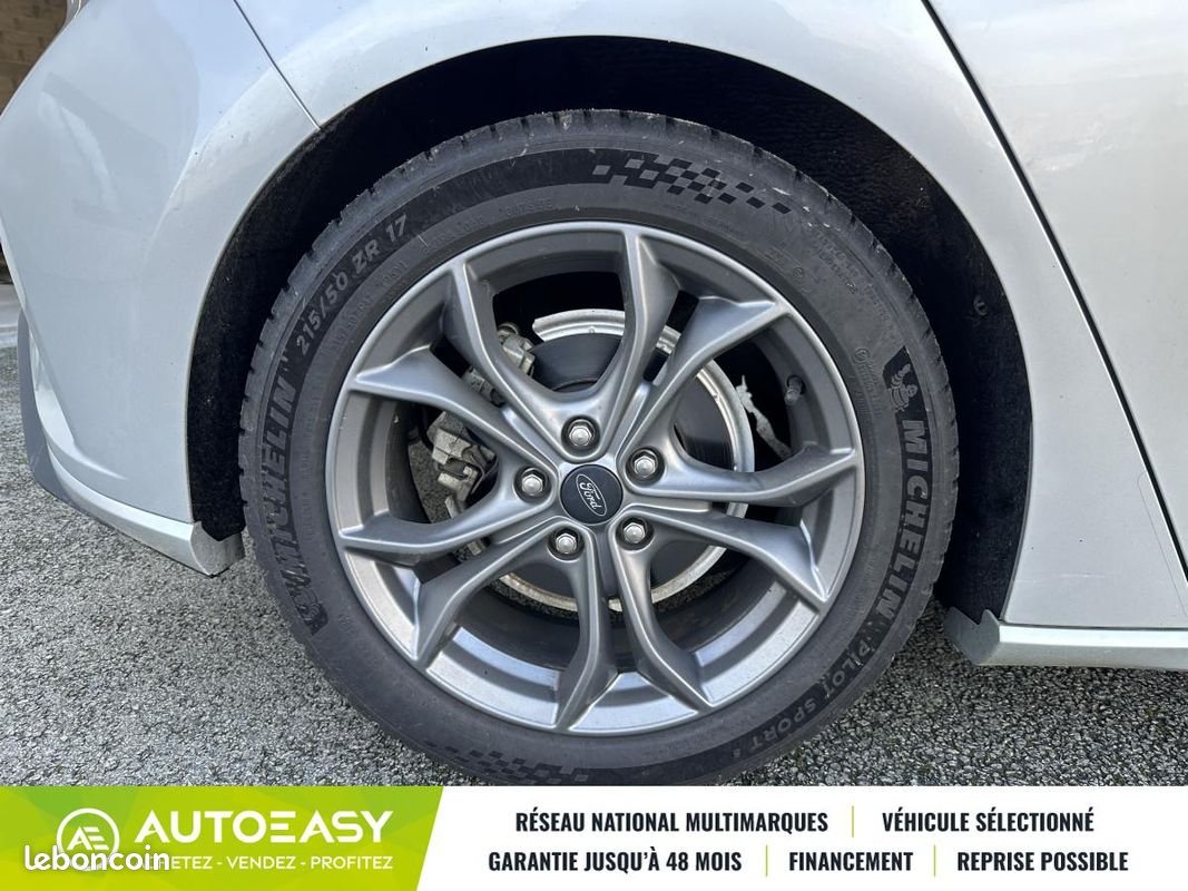 Ford Focus IV Phase 2 1.0 EcoBoost mHEV 155 cv ST-Line (image 12)
