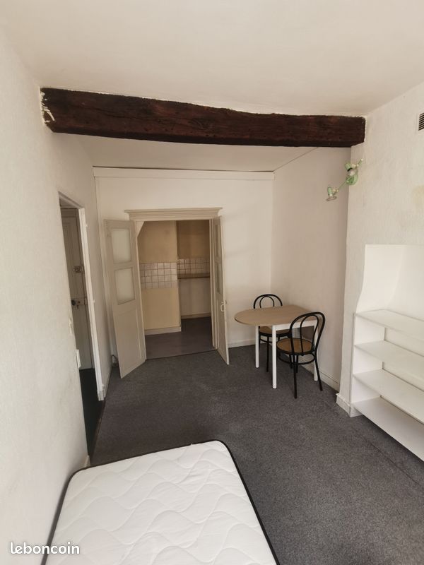 Appartement 1 pièce 30 m² · à Poitiers · 30 m² · 410 €