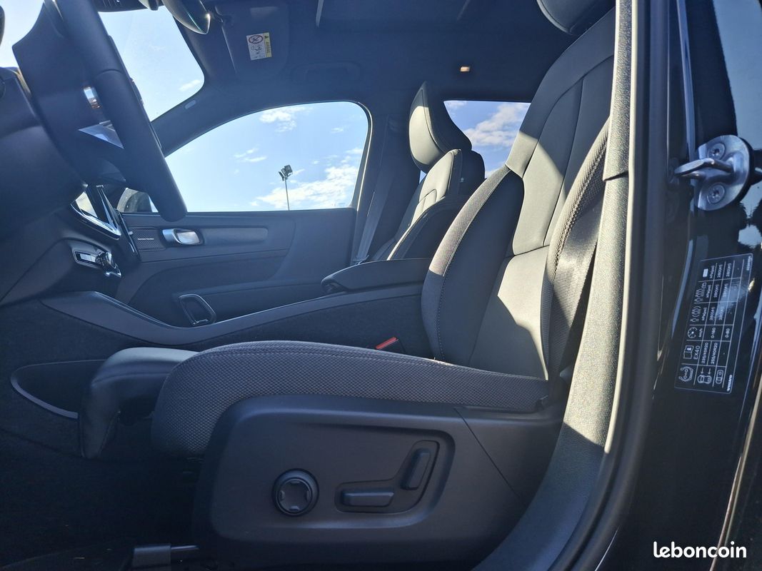VOLVO EX40 Twin Performance 442 ch 1EDT Ultra (image 14)