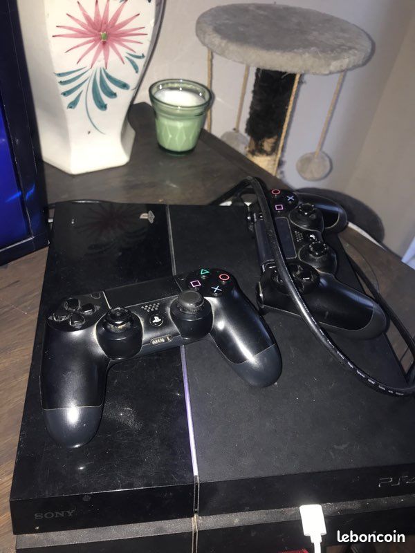 Ps4 500go 2 manettes plus Bo3 (image 1)