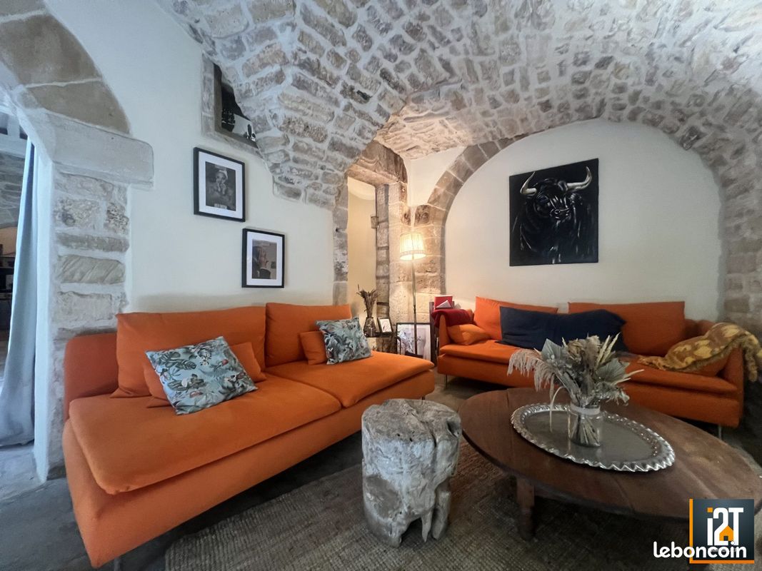 Maison 4 pièces 121 m² · à Arpaillargues-Et-Aureillac · 121 m² · 320 000 €