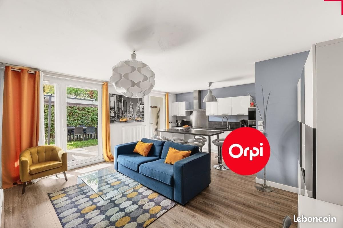 Appartement 4 pièces 80 m² · à Saint-Priest · 80 m² · 249 000 €