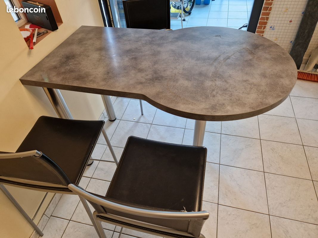 Table haute et 5 chaises (image 2)
