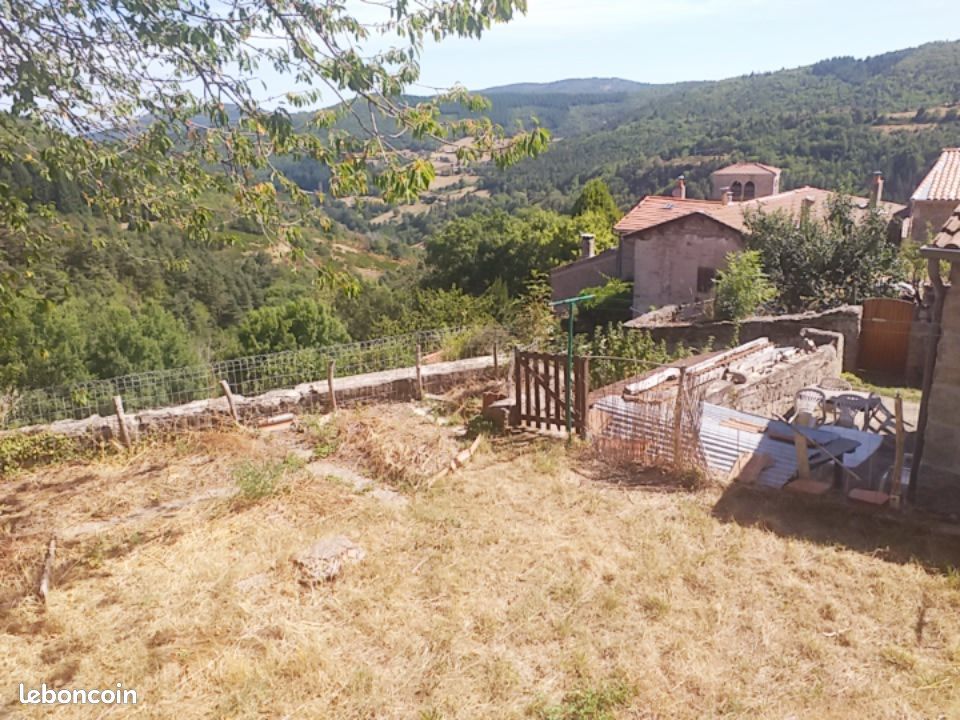 Maison 5 pièces 90 m² · à Saint-Symphorien-de-Mahun · 90 m² · 133 000 €
