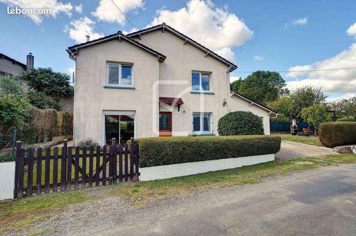 Maison 5 pièces 102 m² · à L'Absie · 102 m² · 114 400 €