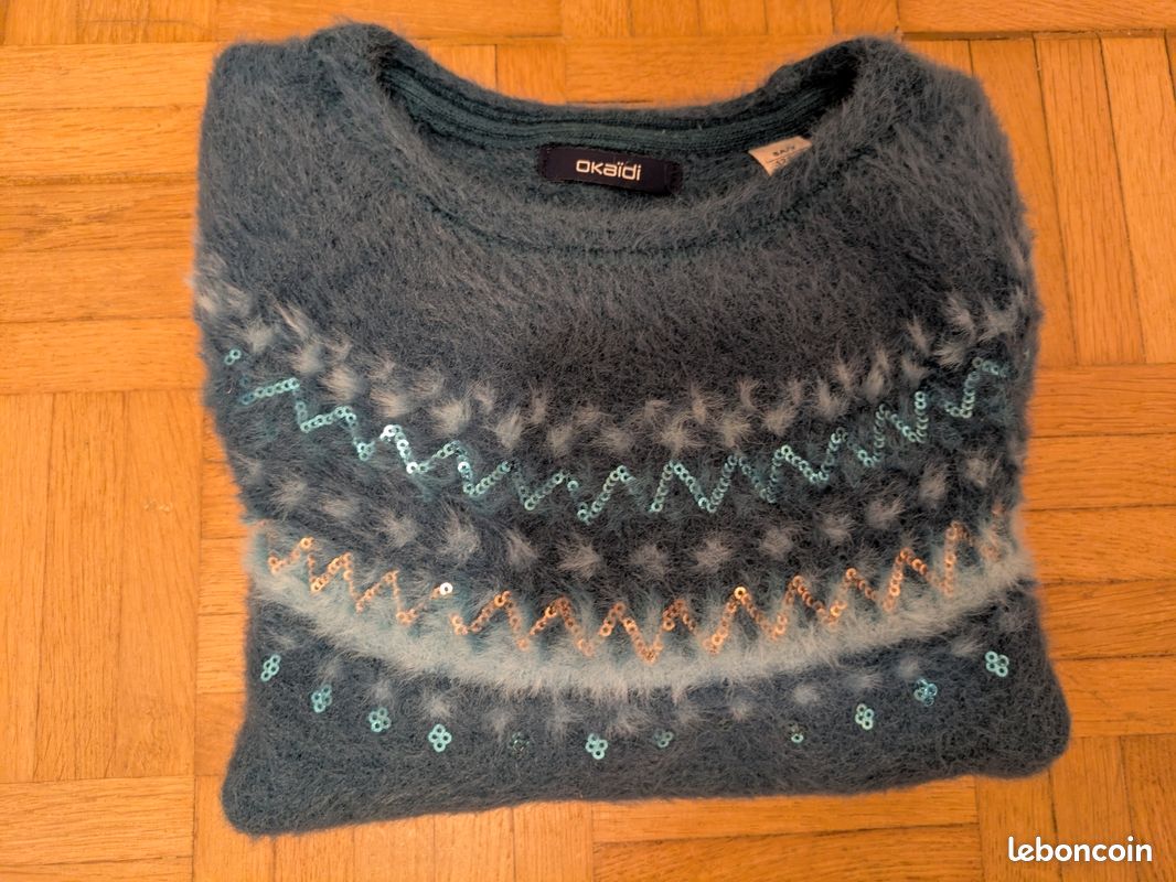 Pull fille 8 ans TBE (image 1)